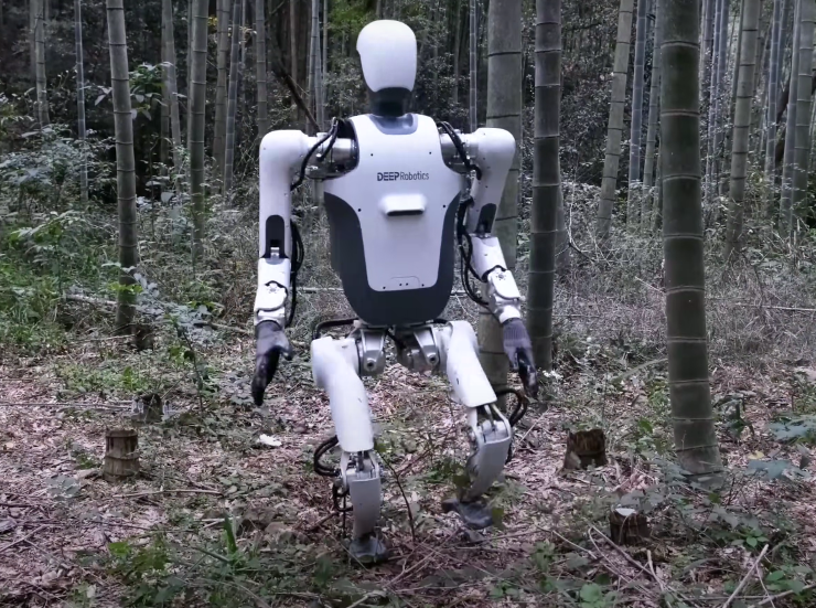 Dr01 humanoid robot by DEEP Robotics